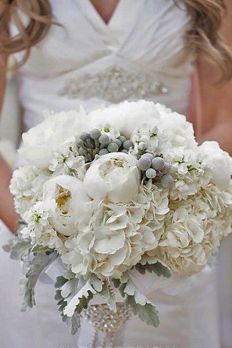 Trend Alert For Winter: 24 Silver And Grey Wedding Bouquets