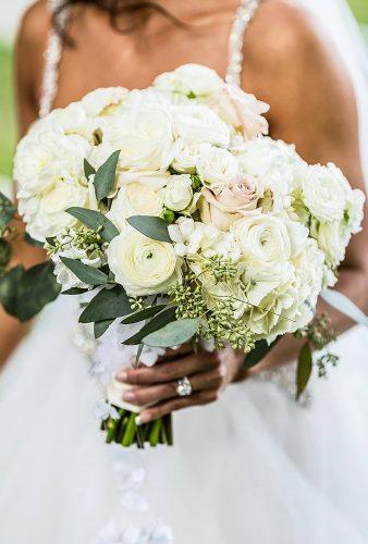 5 Popular Bridal Bouquet Shapes & Styles | Page 2 of 6 | Wedding Forward