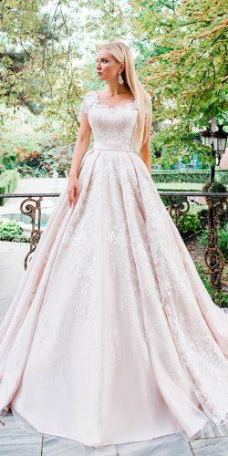 straight wedding dresses 2018