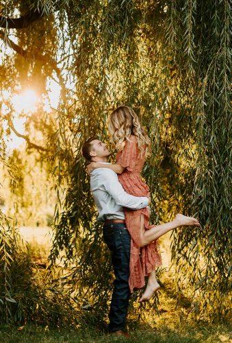 Engagement Photos Dos And Donts To Make Best Wedding Forward