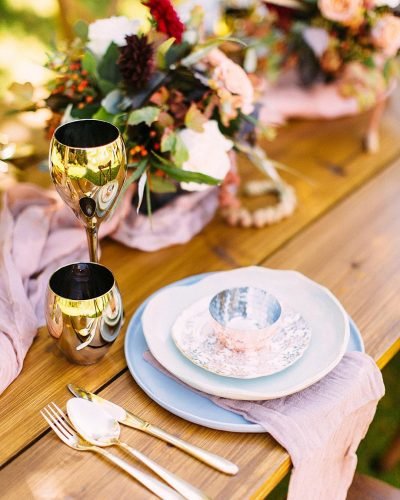 Wedding Colors - Popular Palettes & Trends for 2021