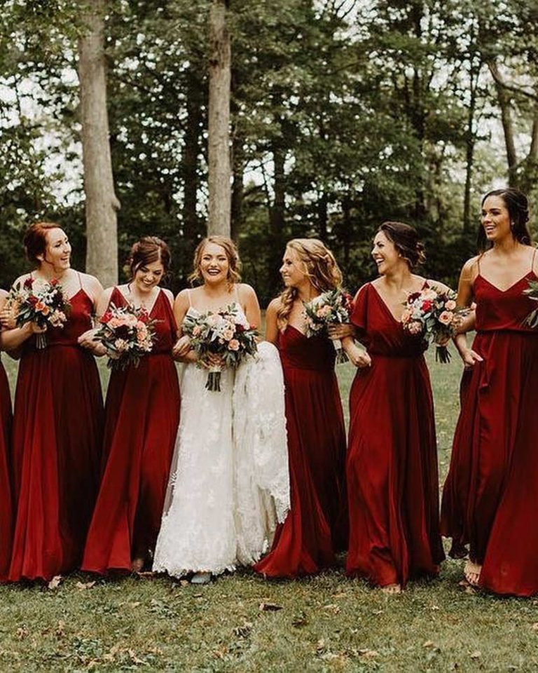 Red And White Wedding Colors: Romantic And Bold Inspirational Ideas