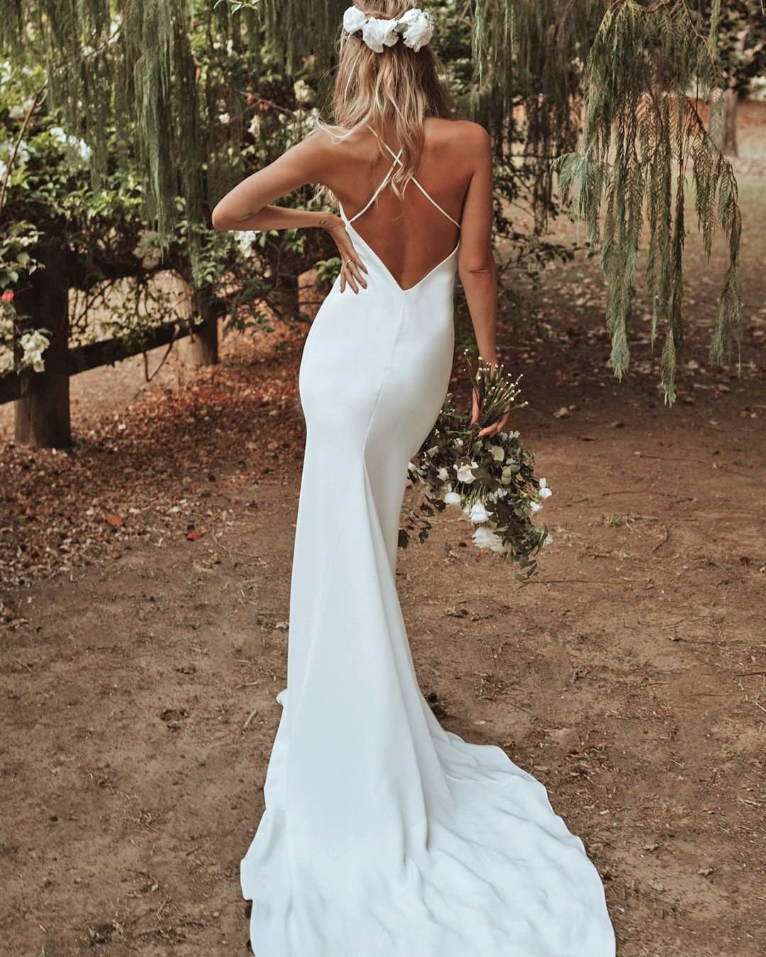 30 Totally Unique Fashion Forward Wedding Dresses