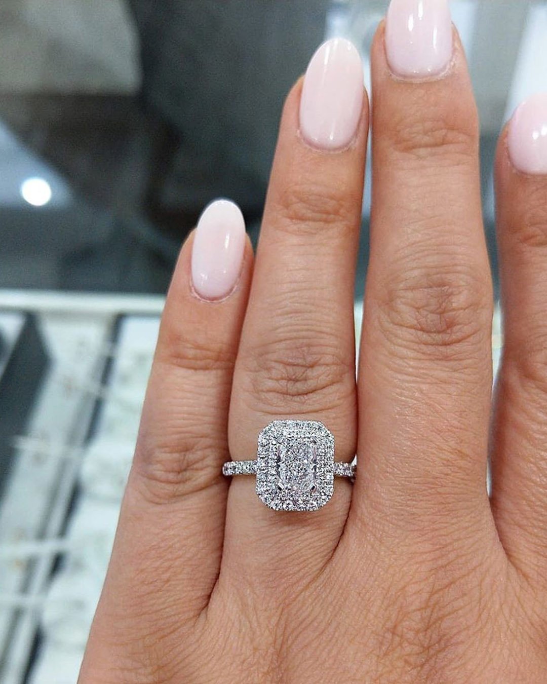 60 Fantastic Emerald Cut Engagement Rings + Expert Tips