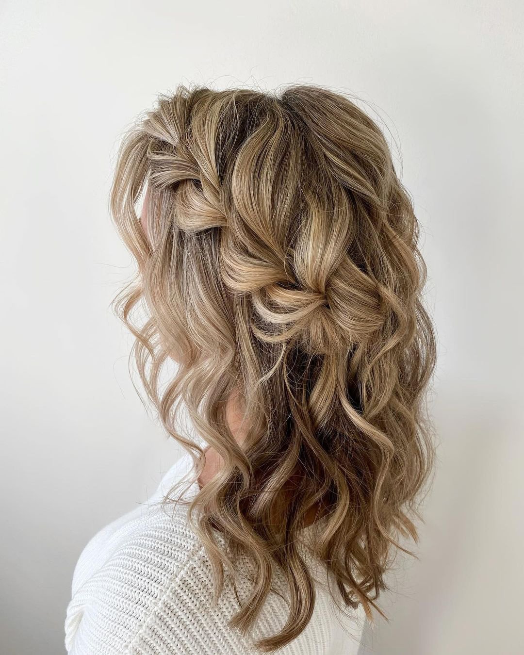 33 Stylish Wedding Hairstyles With Hair Down | Wedding Forward