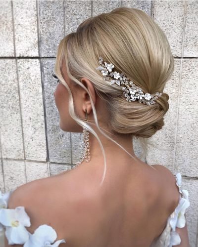 Classic Wedding Hairstyles: 30+ Best Looks & Expert Tips