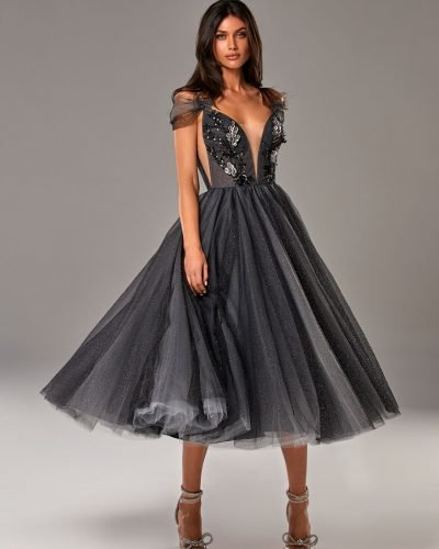 Black Wedding Guest Dress Ideas: 21 Outfits + FAQs