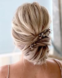 Low Bun Hairstyles for Wedding Ideas 2022 Guide & FAQs