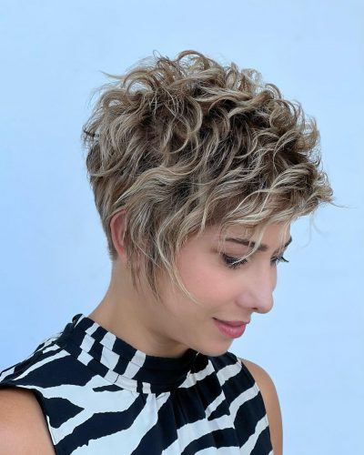 Pixie Wedding Hairstyles Ideas For 2022/23 [Guide & FAQs]